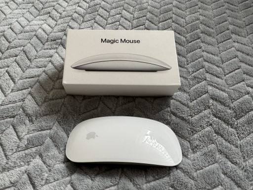 Zdjęcie oferty: Apple Magic Mouse 2 A1657