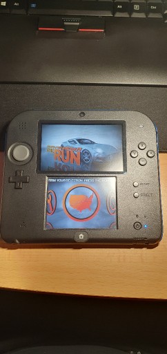 Zdjęcie oferty: Konsola Nintendo 2DS + 2 gry