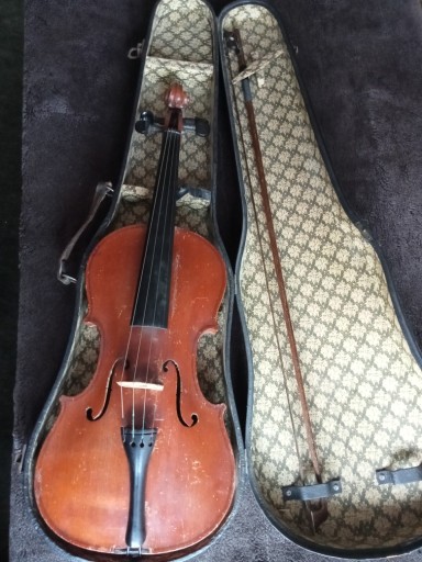 Zdjęcie oferty: Skrzypce 4/4 zabytkowe