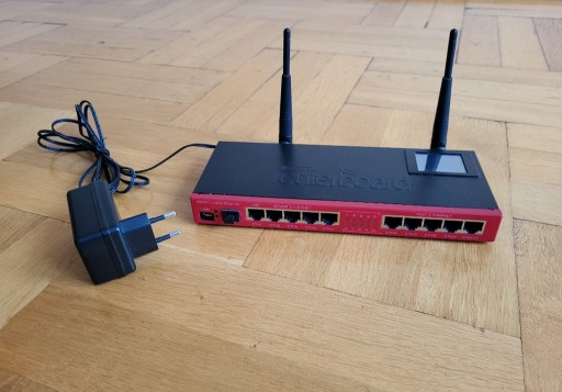 Zdjęcie oferty: Router MikroTik RB2011UAS-2HnD-IN