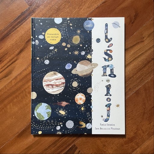 Zdjęcie oferty: Lśnij. Przewodnik po nocnym niebie - Noelia González, nowa