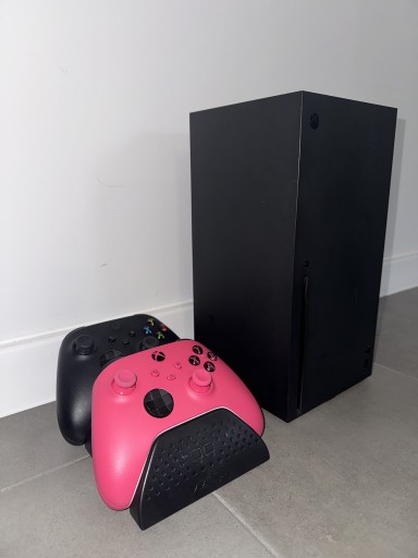 Zdjęcie oferty: Sprzedam Xbox series X