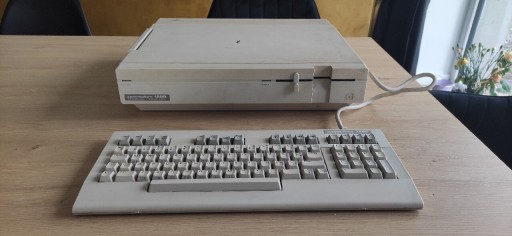 Zdjęcie oferty: Commodore C128 D