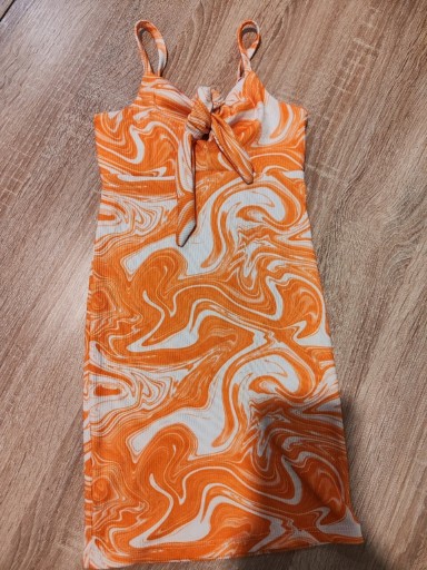 Zdjęcie oferty: Sukienka na ramiączka 116