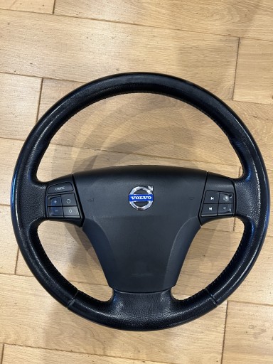 Zdjęcie oferty: Kierownica Volvo c30 s40 v50 skóra multi airbag
