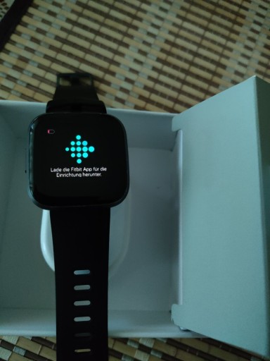 Zdjęcie oferty: Smartwatch Fitbit versa 2 