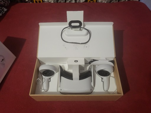 Zdjęcie oferty: Meta Oculus Quest 2 128 GB Gogle VR