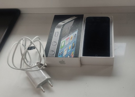 Zdjęcie oferty: iPhone 4 100% sprawny stan bdb