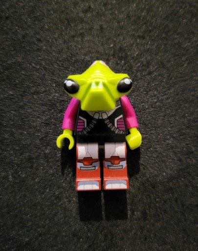 Zdjęcie oferty: LEGO Alien Kosmita