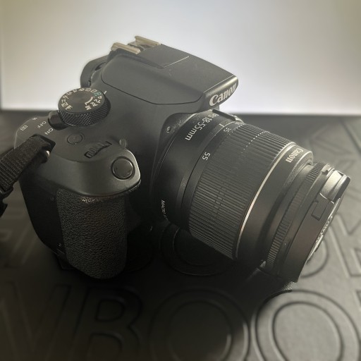 Zdjęcie oferty: Aparat Canon EOS 1300D