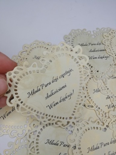 Zdjęcie oferty: Bileciki karteczki etykiety na kołacz weselny ażur