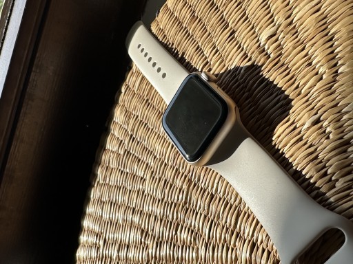 Zdjęcie oferty: Smartwatch apple Watch SE (2 generacji)