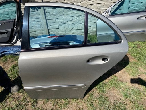 Zdjęcie oferty: Drzwi lewy tył sedan 723 mercedes w211 e klasa