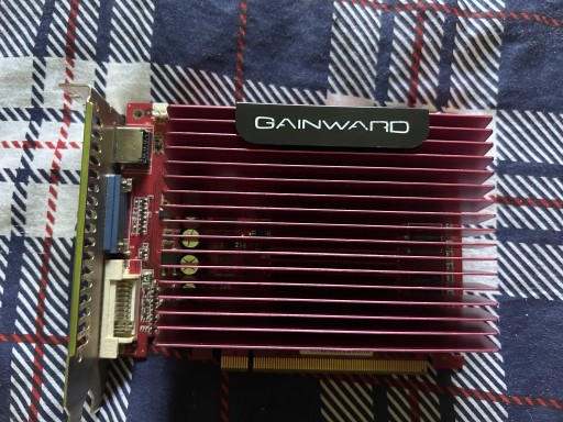 Zdjęcie oferty: GeForce 9500GT 512MB hdmi vga dvi