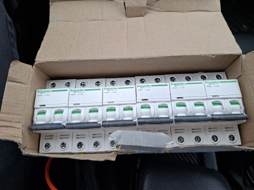 Zdjęcie oferty: Wyłącznik nadprądowy IC60H 16A, 2P, char. C , A9F07216, Schneider