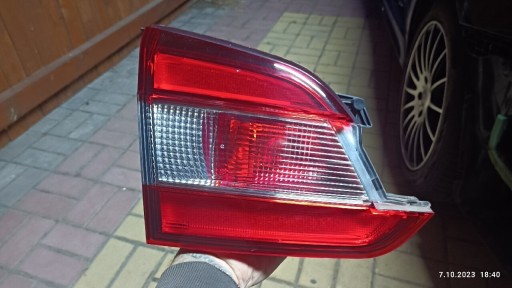 Zdjęcie oferty: Lampa Subaru Levorg tył klapa leva