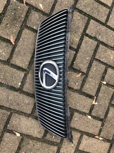 Zdjęcie oferty: Atrapa grill Lexus Is 220 250