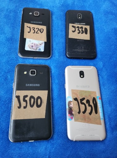 Zdjęcie oferty: Zestaw 4 uszkodzonych telefonów Samsung
