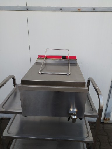 Zdjęcie oferty: HENDI Smażalnik frytownica do pączków 205914