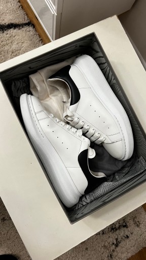 Zdjęcie oferty: Oryginalne Buty Alexander McQueen 41 snakersy 