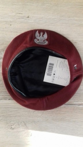 Zdjęcie oferty: Beret bordo roz.56