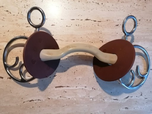 Zdjęcie oferty: Wędzidło BERIS Konnex Rnf językowe 13,0 