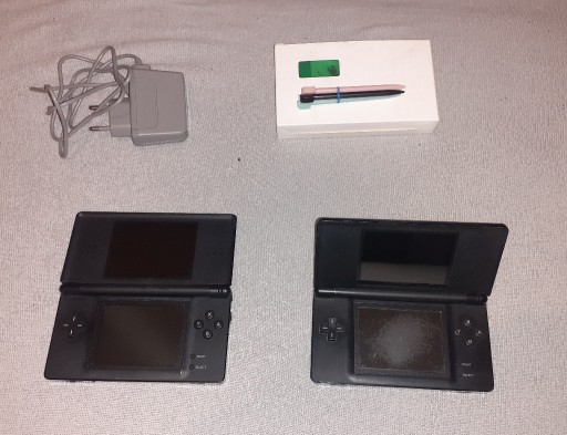 Zdjęcie oferty: Nintendo DS Lite