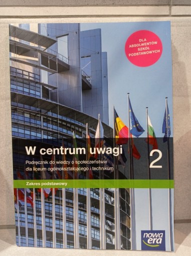 Zdjęcie oferty: W centrum uwagi 2 klasa zakr. podstawowy NOWY 