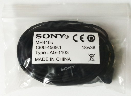 Zdjęcie oferty: Słuchawki Sony czarne douszne z mikrofonem