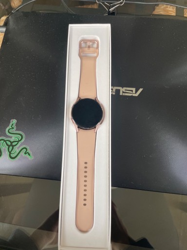 Zdjęcie oferty: Zegarek Galaxy Watch4