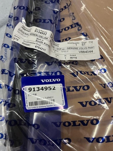 Zdjęcie oferty:  Volvo V70 S70 C70 wąż klimatyzacji 9134952 NOWY