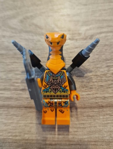 Zdjęcie oferty: LEGO Figurka Ninjago Cobra Mechanic njo789 + piła