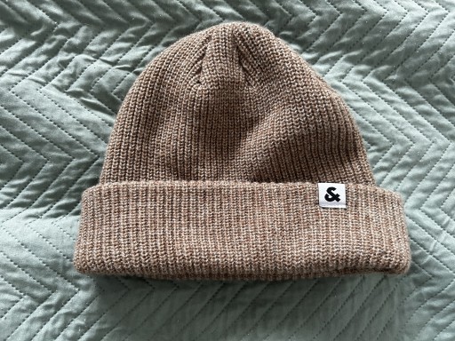 Zdjęcie oferty: Czapka beżowa Beanie Jack & Jones 60% wełna