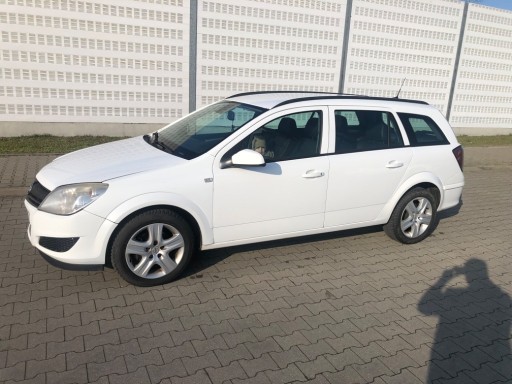 Zdjęcie oferty: Sprzedam Opel Astra  1.7 cdti 2009 r