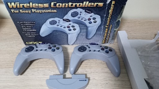 Zdjęcie oferty: Bezprzewodowe kontrolery do PlayStation 