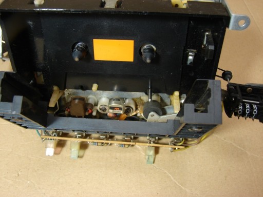 Zdjęcie oferty: Kasetowy mechanizm touch magnetofonu - uszkodzony