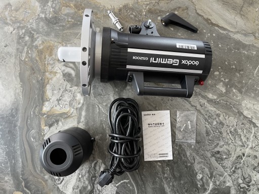 Zdjęcie oferty: Lampa błyskowa Godox GEMINI GS200II