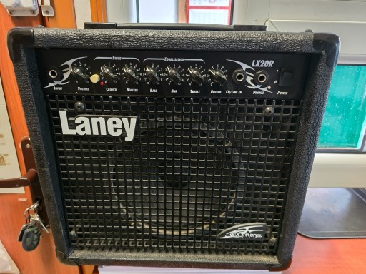 Zdjęcie oferty: Piec gitarowy LANEY LX20R