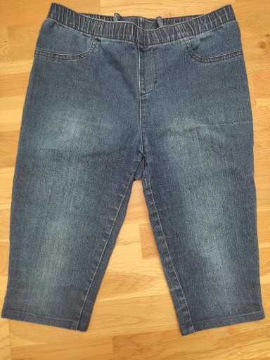 Zdjęcie oferty: krótkie spodenki jeansowe rozm. M 38
