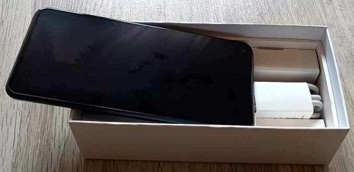Zdjęcie oferty: Xiaomi 11 lite 5G NE 8 GB/128 GB Truffle Black