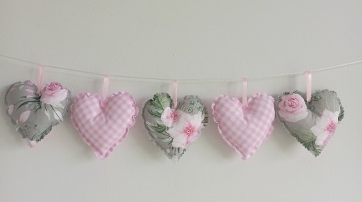 Zdjęcie oferty: Dekoracyjna girlanda serce shabby chic zawieszki 