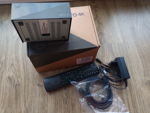Zdjęcie oferty: Tuner dekoder Enigma 2 VU+ ZERO 4K  DVB-S2 