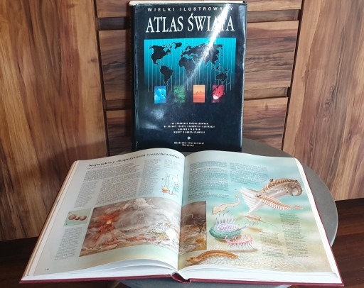 Zdjęcie oferty: Wielki Ilustrowany Atlas Świata