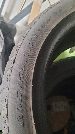 Zdjęcie oferty: Opona zimowa Pirelli SOTTOZERO Winter 210 serie II