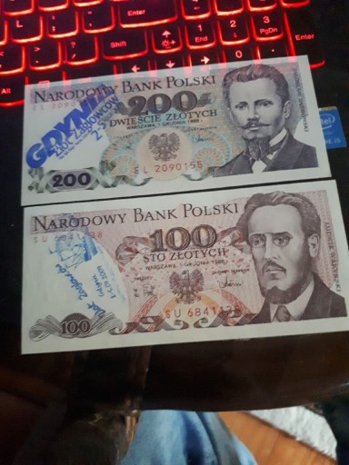 Zdjęcie oferty: Banknot kolekcjonerski 100 i 200 zł Z nadrukami 