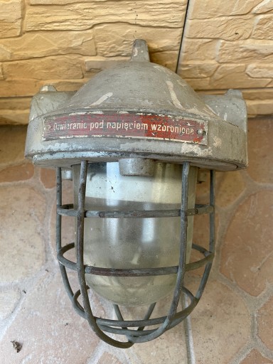 Zdjęcie oferty: Stara obudowa / lampa górnicza vintage
