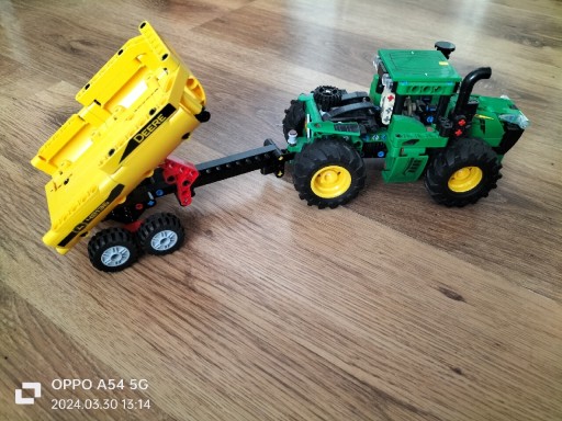 Zdjęcie oferty: LEGO Technic 42136 - Traktor John Deere 9620R