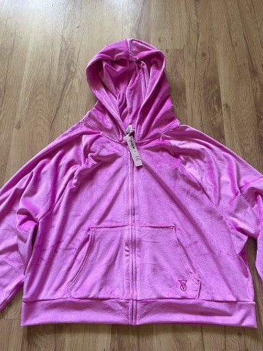 Zdjęcie oferty: Różowa welurowa bluza kaptur Victoria’s Secret 