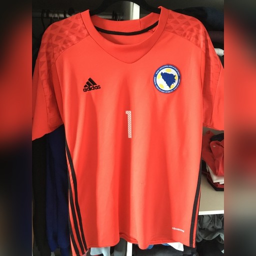 Zdjęcie oferty: ADIDAS BEGOVIĆ