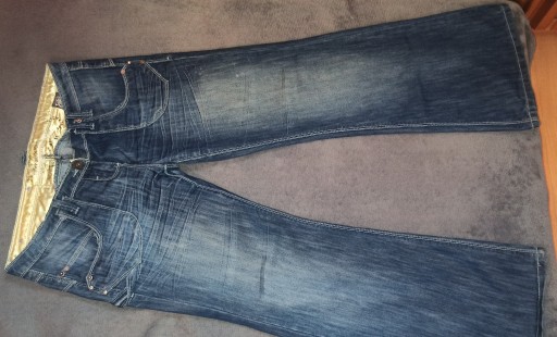 Zdjęcie oferty: Spodnie damskie jeans dzwony rozmiar 42